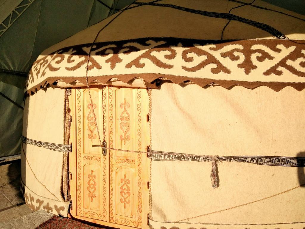 Yurt Camp Meiman Ordo Bokonbayevo Exterior photo